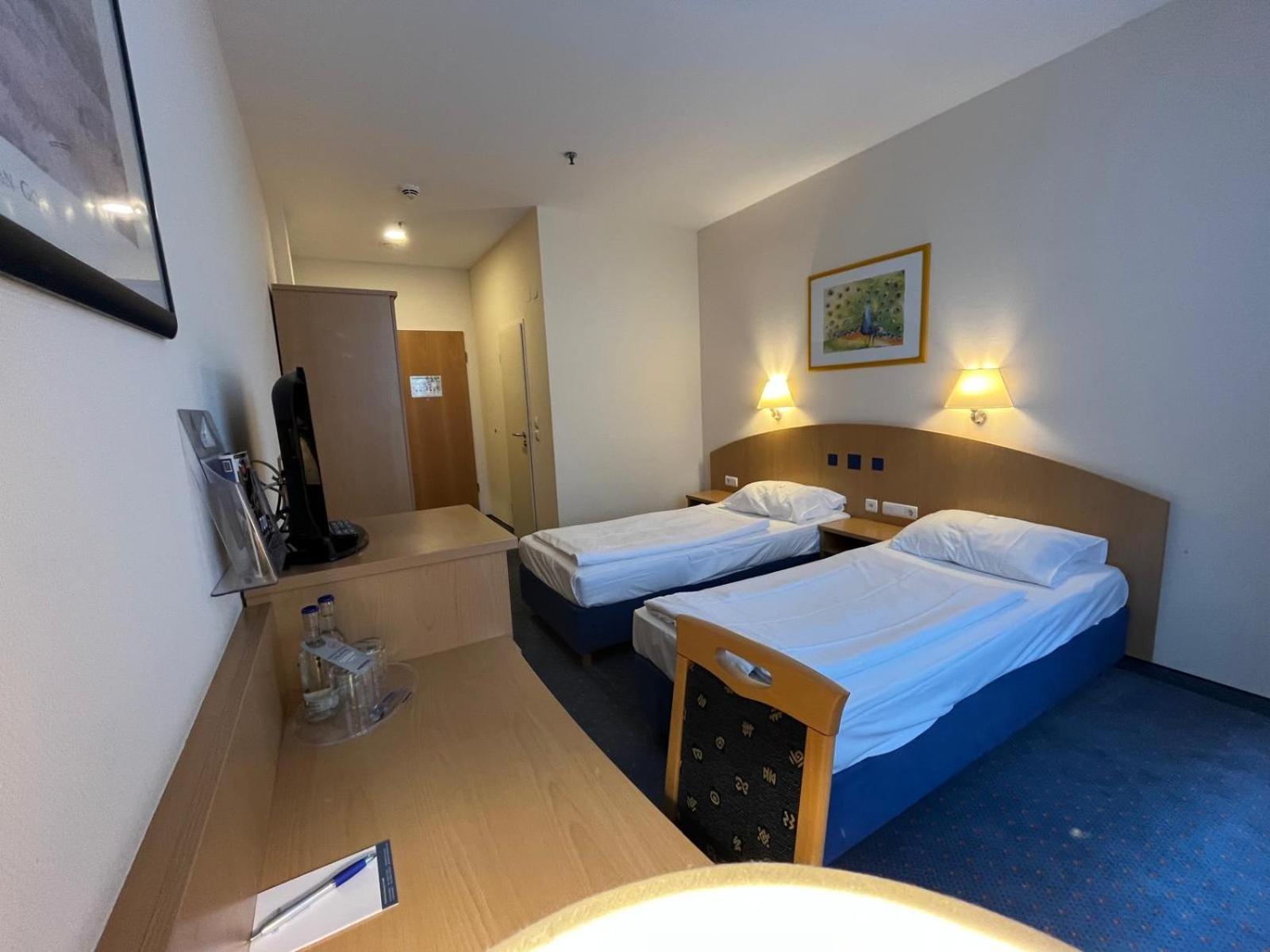 Yors Hotel
