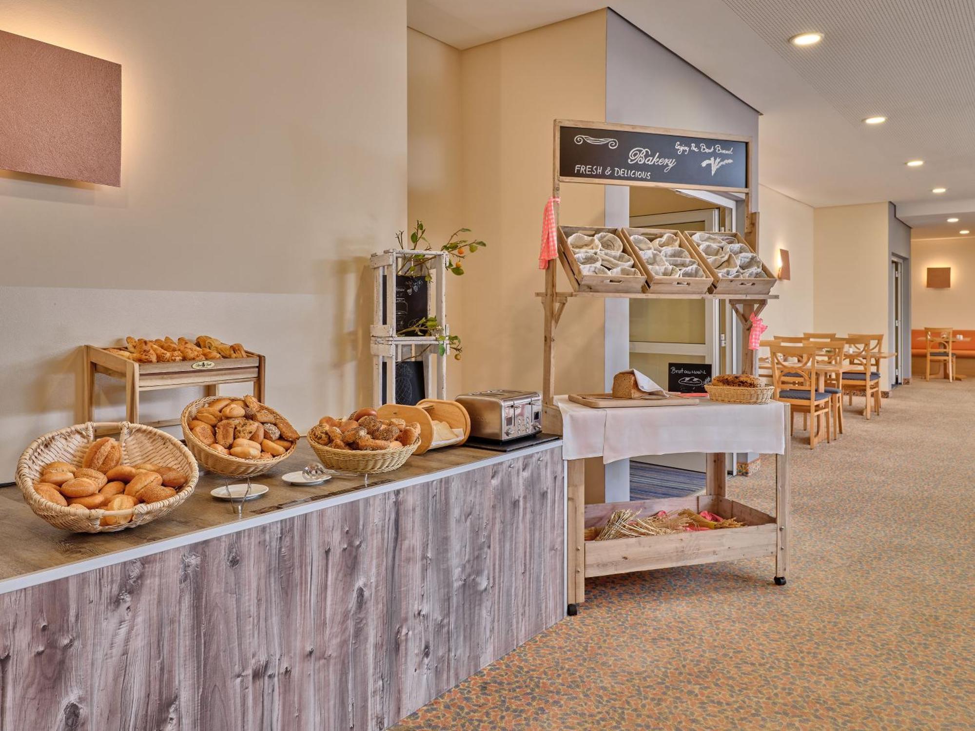 Yors Hotel