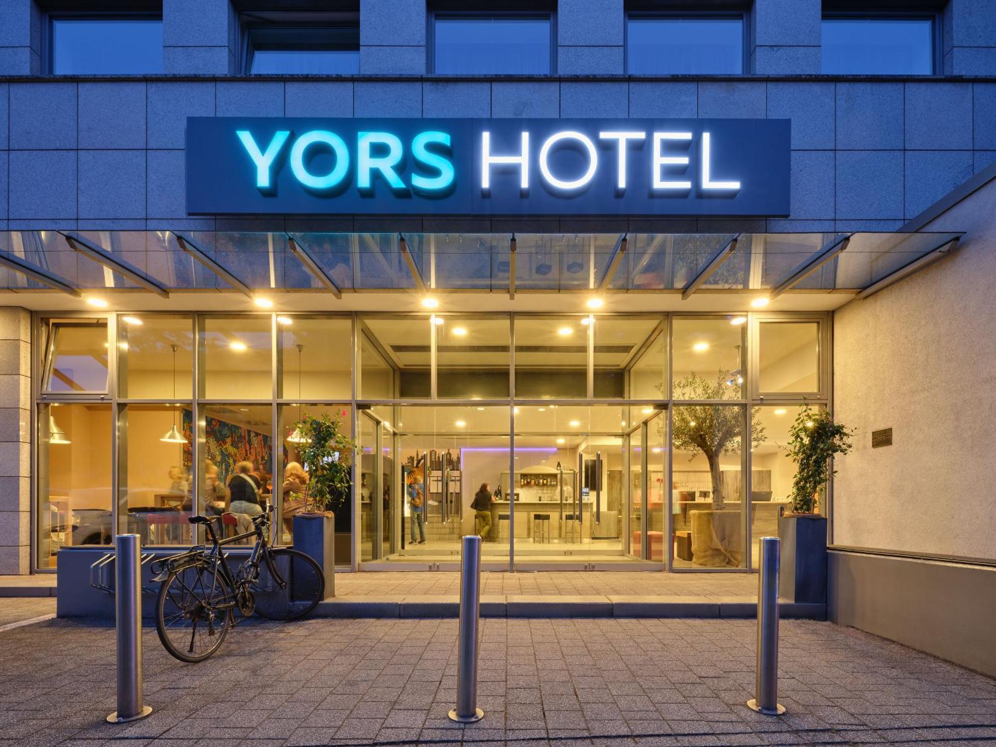 Yors